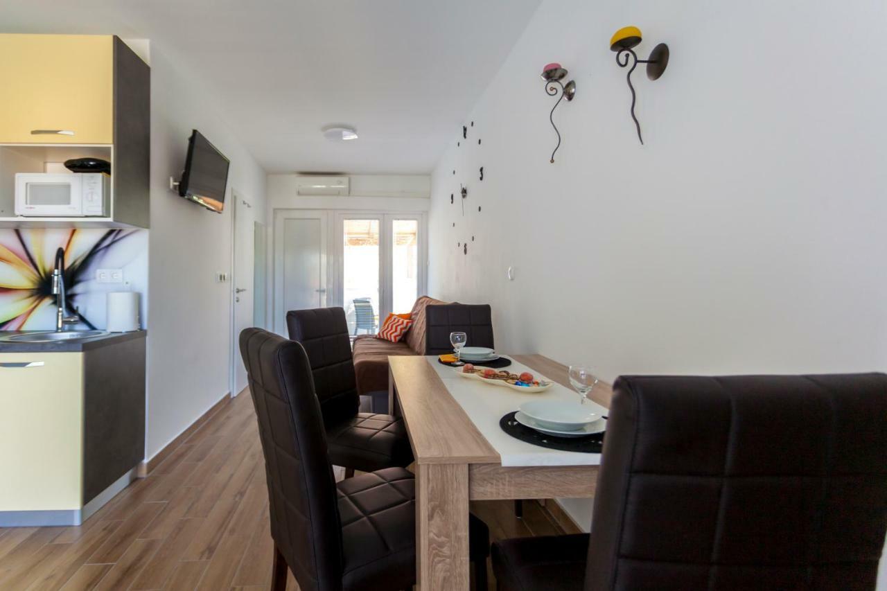 Apartment Hasanec By El-Pi Tours Njivice Luaran gambar