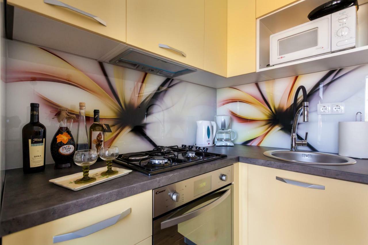 Apartment Hasanec By El-Pi Tours Njivice Luaran gambar